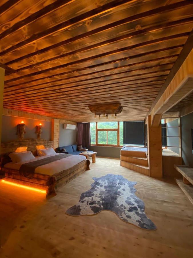 Bed and Breakfast Heaven Vip Wooden Palace à Ardeşen Extérieur photo