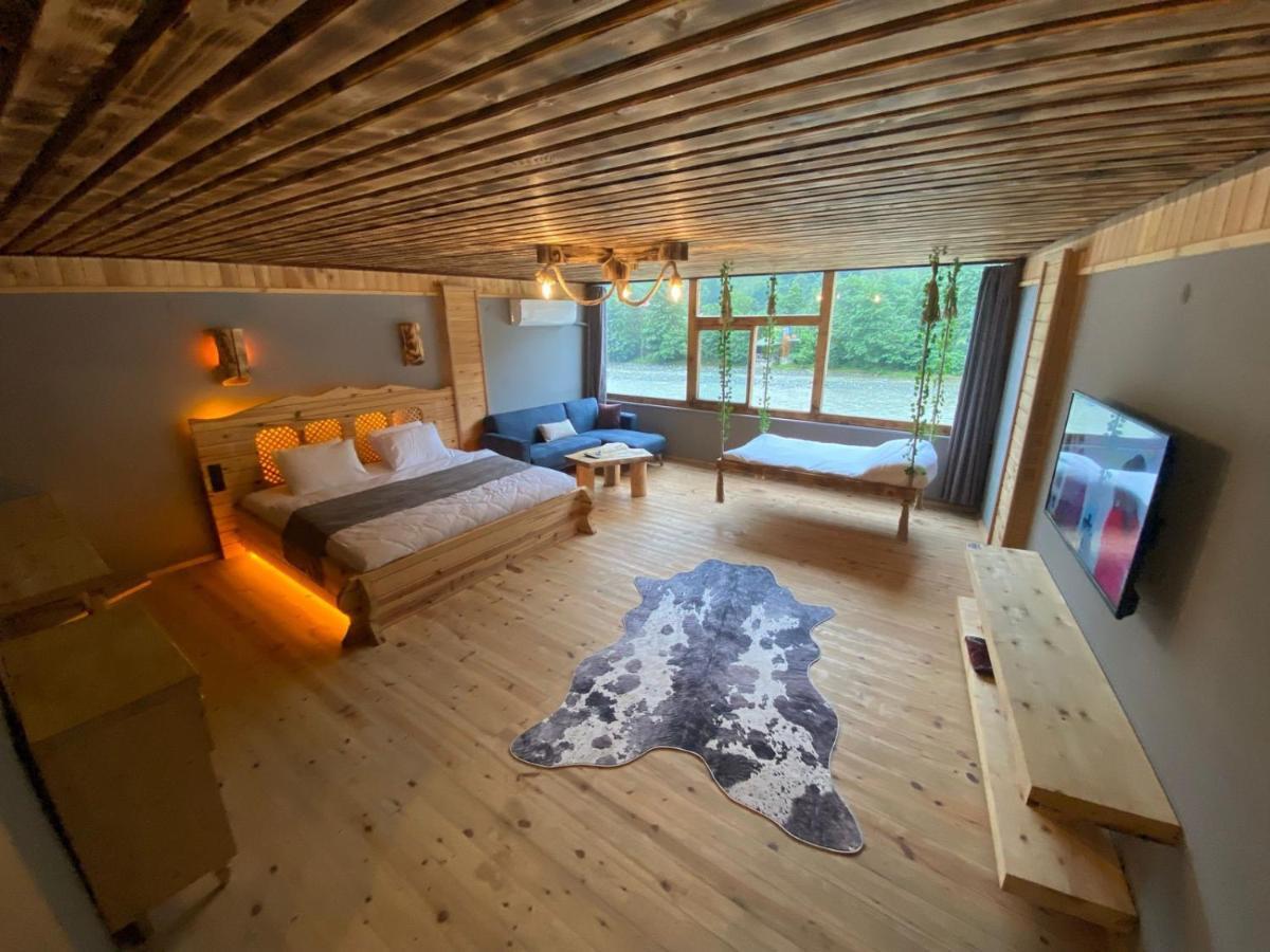 Bed and Breakfast Heaven Vip Wooden Palace à Ardeşen Extérieur photo