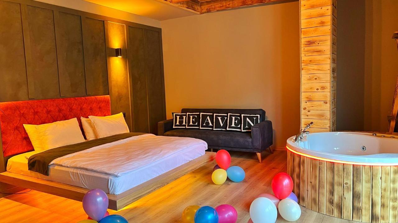 Bed and Breakfast Heaven Vip Wooden Palace à Ardeşen Extérieur photo